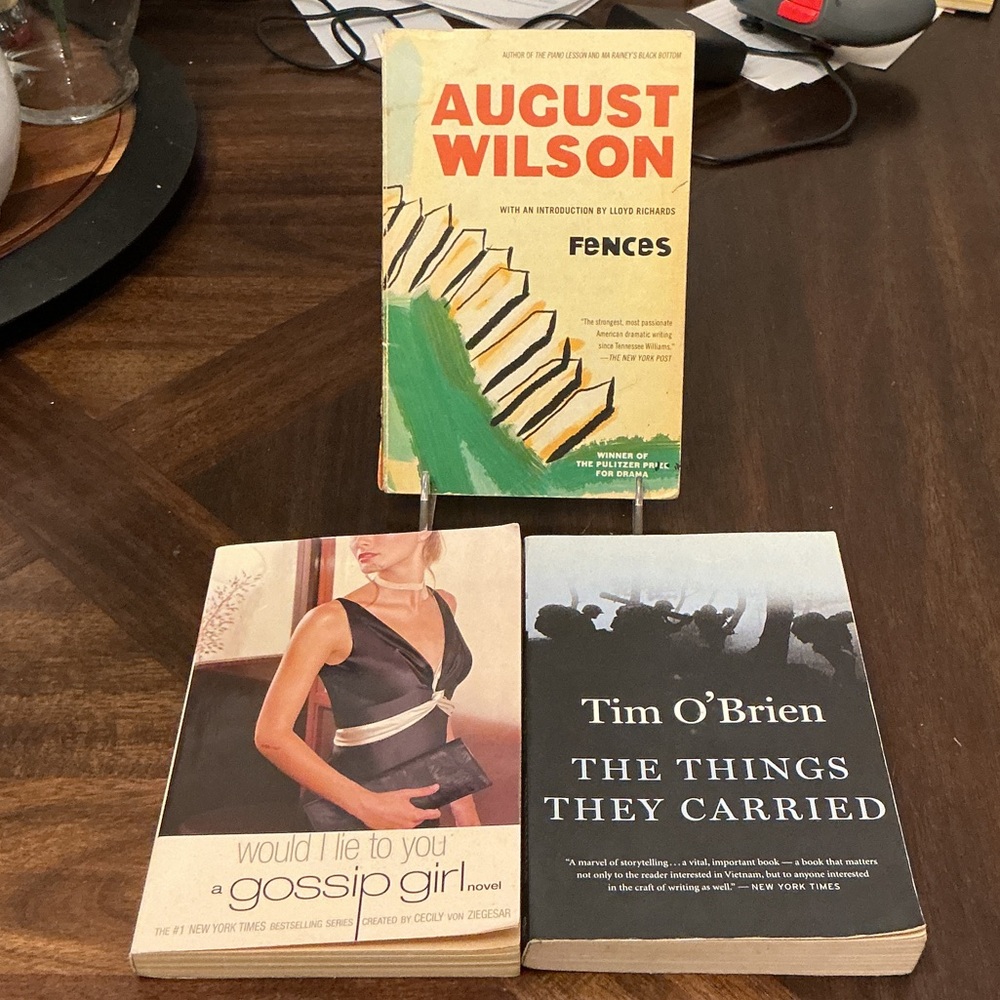 Book Collection: Fences, Gossip Girl, The Things They Carried